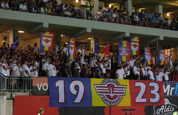 După scandalul imens cu suporterii lui Dinamo, la vizita rapidiștilor la Miercurea Ciuc lucrurile au stat radical altfel » Cu cine s-au „războit” giuleștenii