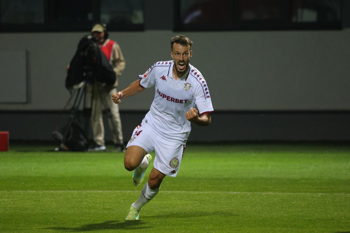 A debutat la Rapid și are ambiții mari: „Mai am până să fiu la 100%”