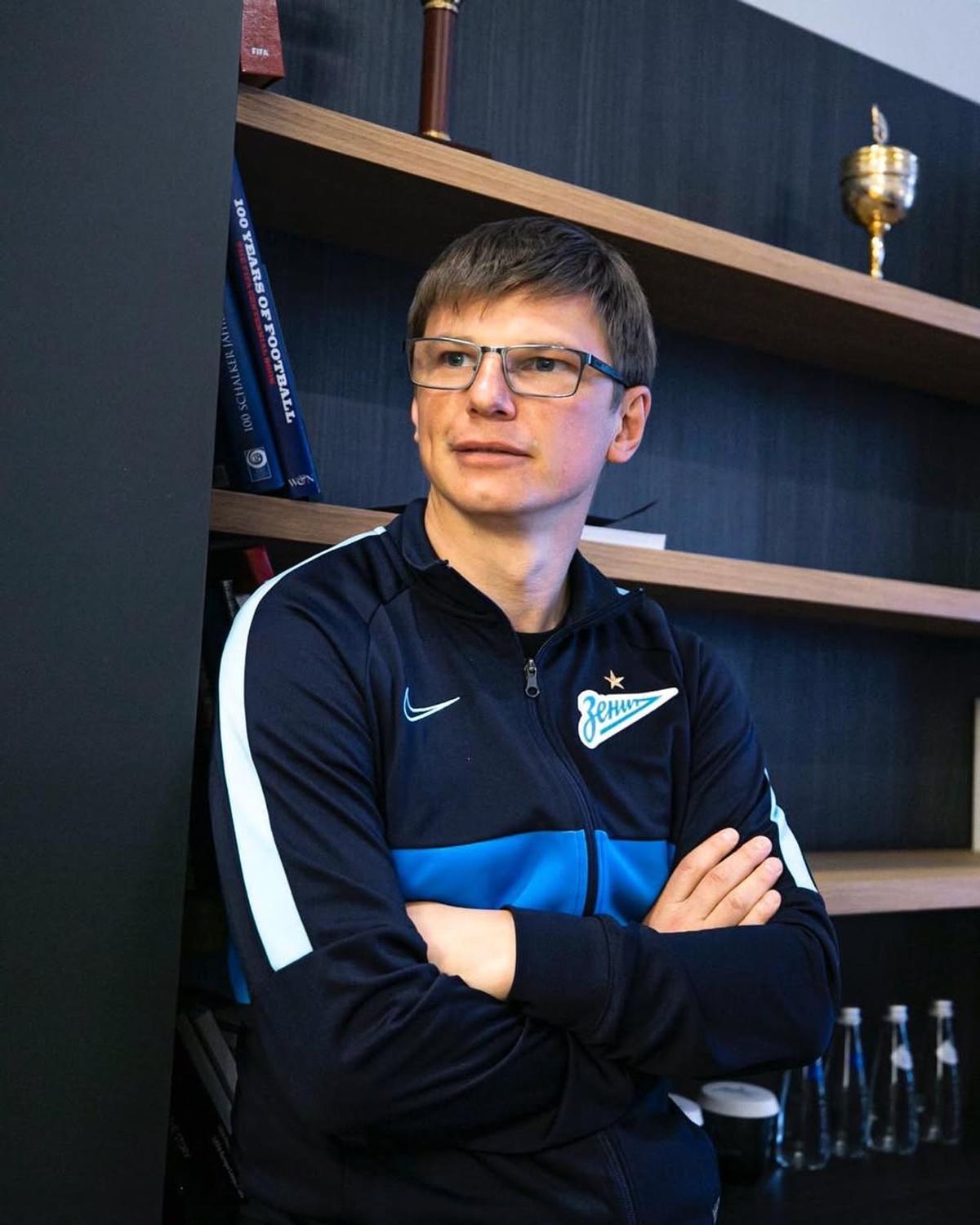 Nimeni nu-l mai recunoaște pe Andrey Arshavin