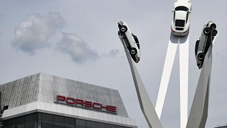 Sediul Porsche din Baden-Wurtemberg Marca auto celebră ale cărei profituri s-au prăbușit cu 91 la sută într-un an! » Cele 3 cauze care au condus la dezastru