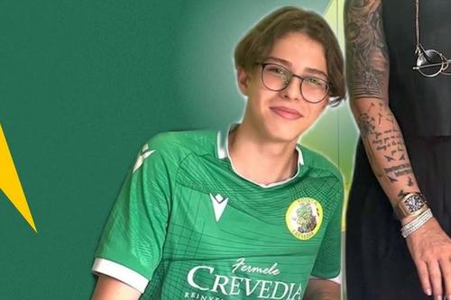 Laurențiu Reghecampf Junior a semnat cu Voința Crevedia. FOTO: Instagram @laurentiureghecampfjr