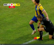 Accidentare horror a tușierului la Metaloglobus - Petrolul. FOTO: captură Prima Sport