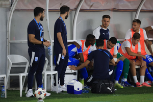Scene neverosimile la Dinamo - Craiova! Istvan Kovacs a oprit meciul din cauza scandărilor rasiste