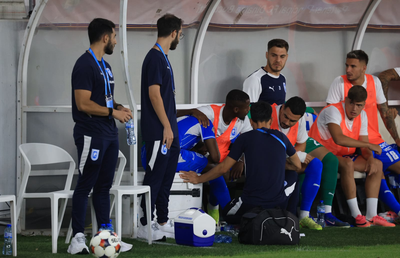 Scene oribile la Dinamo - Craiova! Istvan Kovacs a oprit meciul