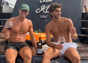 Ferran Torres și Marcos Llorente nu se mai ascund! » Campionii mondiali, surprinși împreună în ipostaze tandre la Ibiza