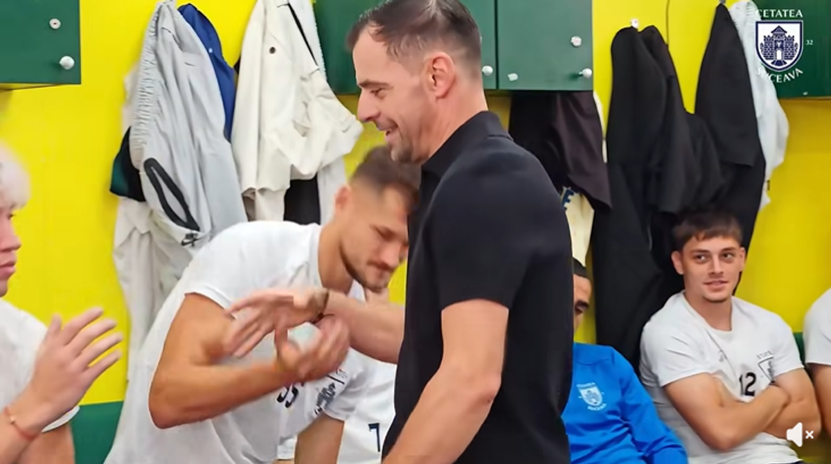 La 18 ani de când Grigoraș îl trimitea la șah, Semeghin s-a întors din Anglia și a intrat peste antrenor în vestiar: „Păi cum profesore...”