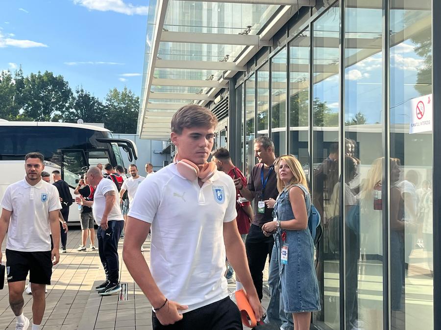 David Matei, Sosirea la meciul Dinamo - Universitatea Craiova // Foto: Ionuț Iordache Mihai Rotaru le-a trimis o ofertă scrisă, dar a fost refuzat categoric: „Subiect închis!”