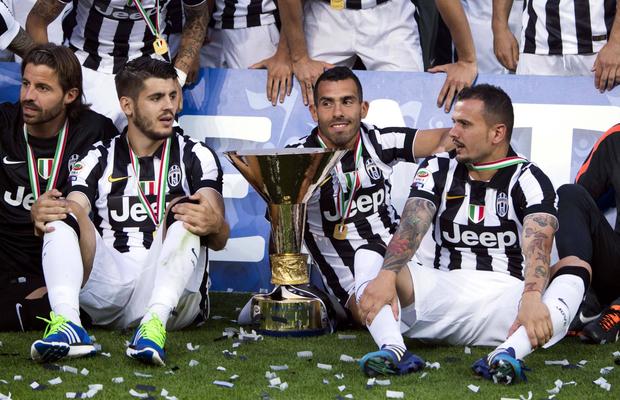 Scandal uriaș în Italia! Doi foști jucători de la Juventus, anchetați pentru fals și tentativă de extorcare
