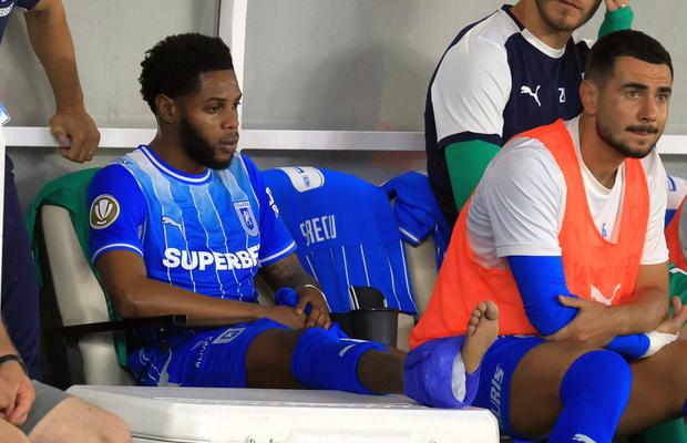 Debut de coșmar pentru Ronaldo Webster la Universitatea Craiova: gafă imensă și schimbare în minutul 37