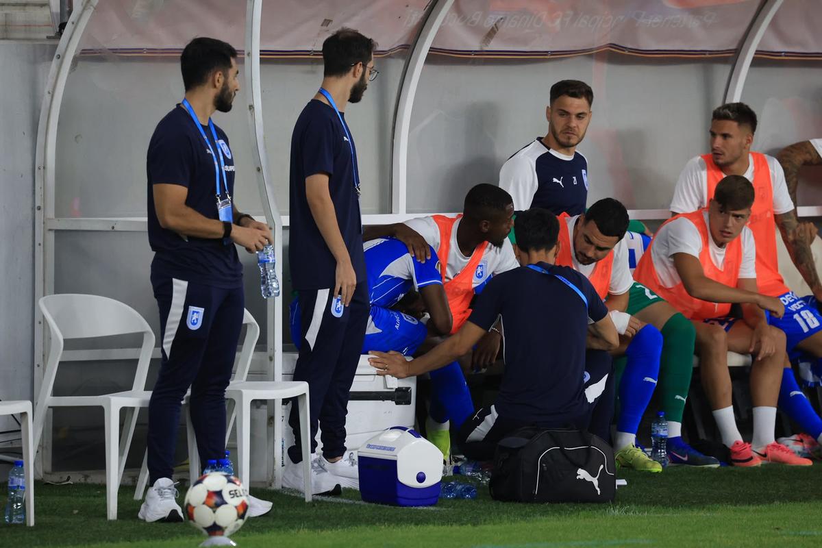 Debut de coșmar pentru Ronaldo Webster la Universitatea Craiova: gafă imensă și schimbare în minutul 37
