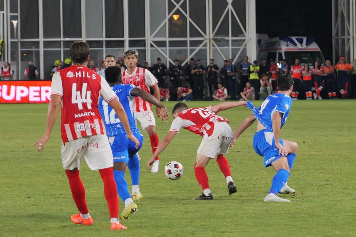 Dinamo - Universitatea Craiova 5-1 » Noaptea „câinilor”! Dinamo a îngenuncheat campioana, Craiova KO!