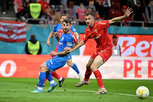 Oltenii și „câinii” se pregătesc de un nou duel aprig. Foto: Imago Images