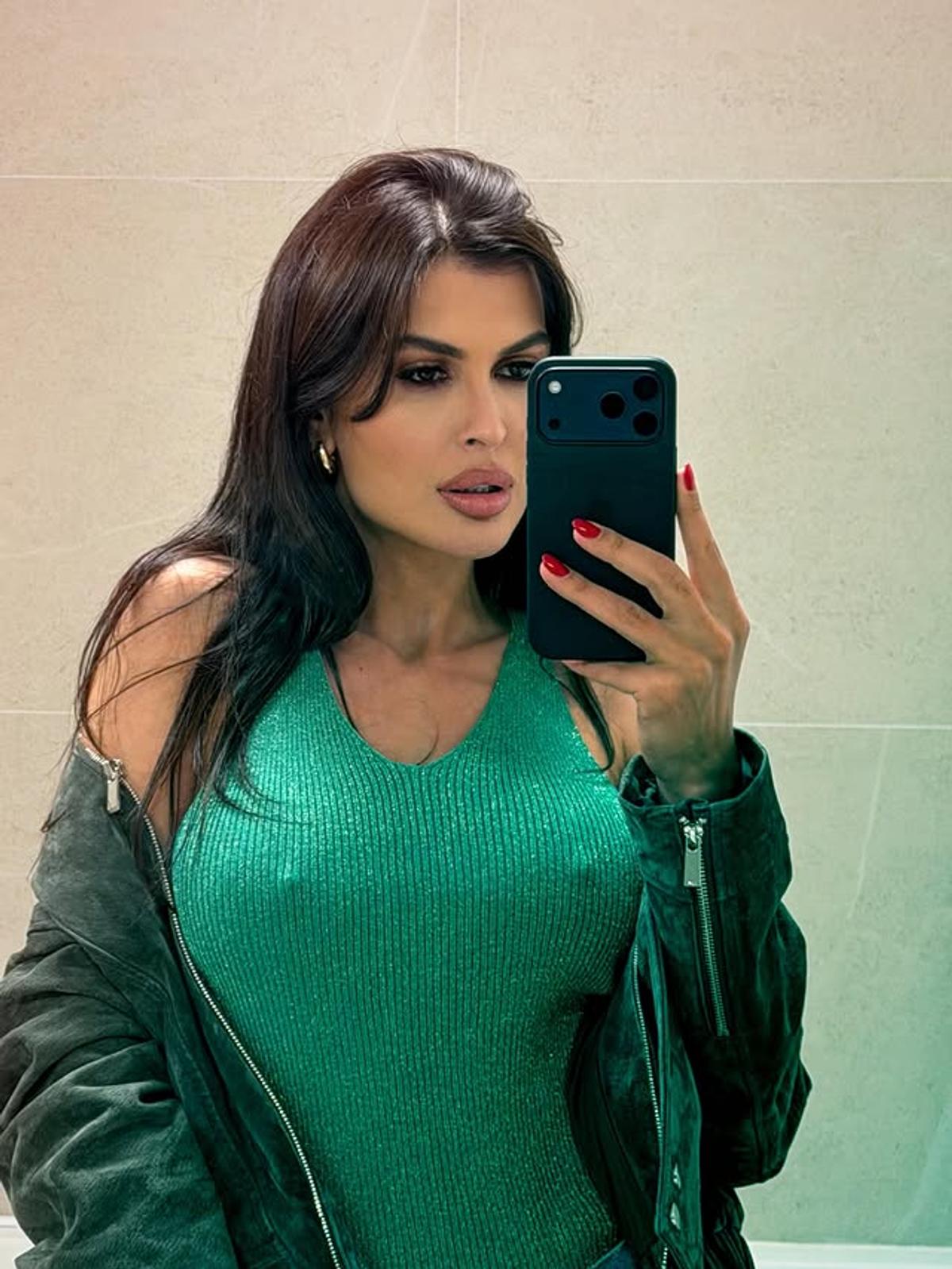 Daniela Crudu și Mădălina Pamfile au apărut pe gazon la Botoșani