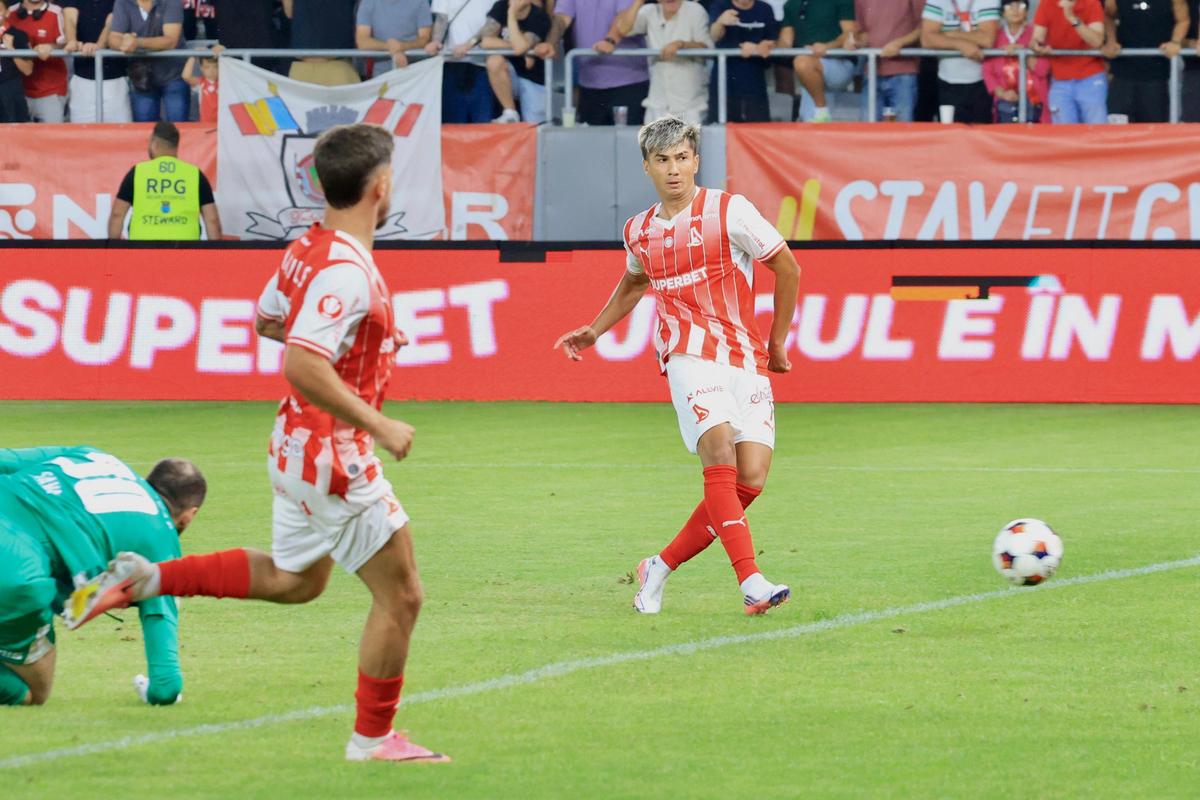 Dinamo - Universitatea Craiova 5-1 » Noaptea „câinilor”! Dinamo a îngenuncheat campioana, Craiova KO!