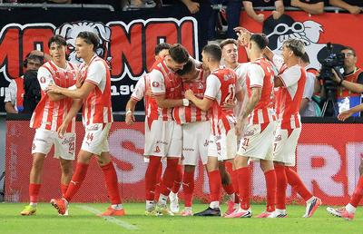 Dinamo - Universitatea Craiova 5-1 » Noaptea „câinilor”! Dinamo a îngenuncheat campioana, Craiova KO!