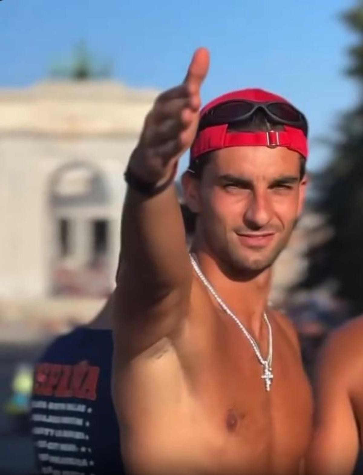 Ferran Torres și Marcos Llorente, surprinși împreună în ipostaze tandre la Ibiza