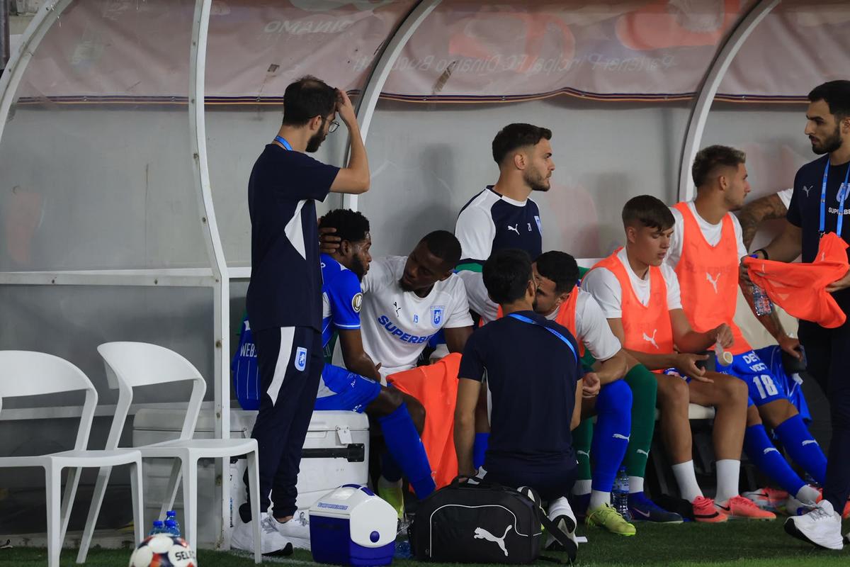 Ronaldo Webster în Universitatea Craiova - Dinamo