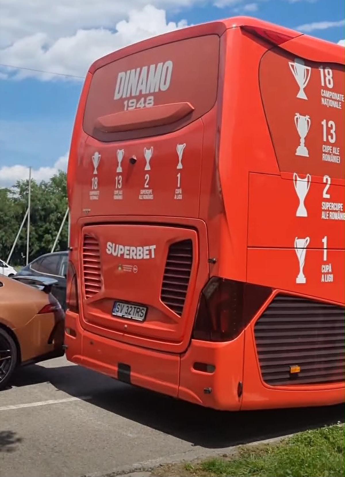 Noul detaliu de pe autocarul lui Dinamo, după scăparea jenantă de săptămâna trecută
