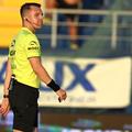 Arbitrul Sorin Vădana a încins spiritele la UTA - Oțelul. Foto: Imago Images