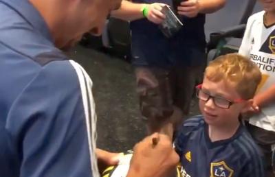 VIDEO Un copil l-a întrebat pe Ibrahimovic: „Mă cunoști?” » Reacția lui Zlatan