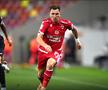 Deian Sorescu (dreapta) a marcat golul lui Dinamo în remiza cu Hermannstadt, 1-1