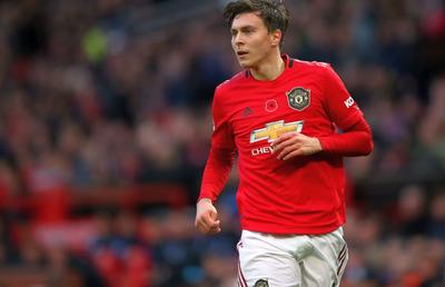 Victor Lindelöf prinde hoțul! Cum a salvat fundașul lui Manchester United o bătrână de 90 de ani