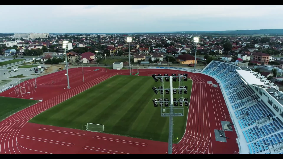 VIDEO & FOTO Încă un stadion modern inaugurat la Craiova: e unic în România