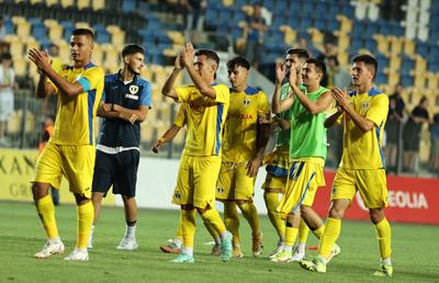 FRF s-a spălat pe mâini în „cazul Petrolul” » Decizie de neînțeles, după ce un oficial a încercat să mituiască un arbitru