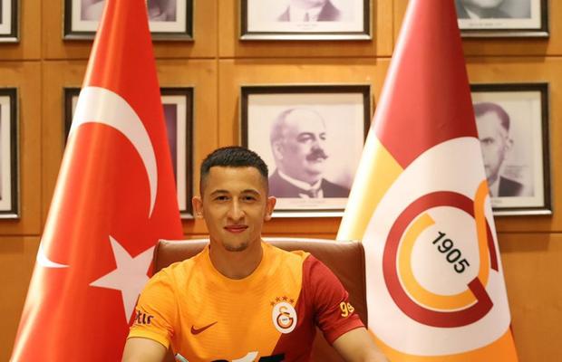 Turcii îl contrazic pe Becali! Cum arată la Istanbul cifrele transferului lui Moruțan la Galatasaray