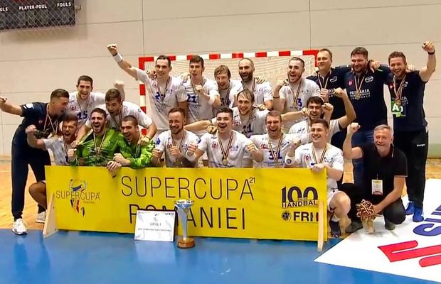 Surpriză uriașă » Dinamo, cu fostul antrenor al Barcelonei pe bancă, a pierdut Supercupa României