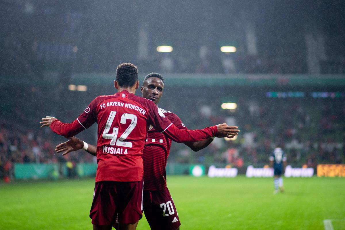 Bayern a spulberat-o pe Bremer în primul tur din Cupa Germaniei, 12-0