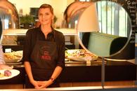 Viața românilor în Norvegia: salarii, taxe » Ștefania lucrează la hotelul unde s-a cazat FCSB: „Suntem foarte apreciați aici”
