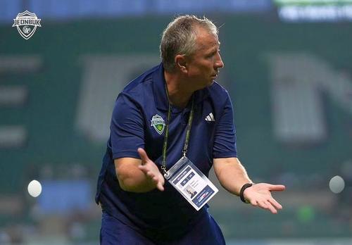 Jeonbuk Hyundai Motors, formația pregătită de Dan Petrescu (55 de ani) a remizat, scor 1-1, pe teren propriu, contra celor de la Daejeon, într-o partidă din etapa cu numărul 28 din prima ligă din Coreea de Sud.