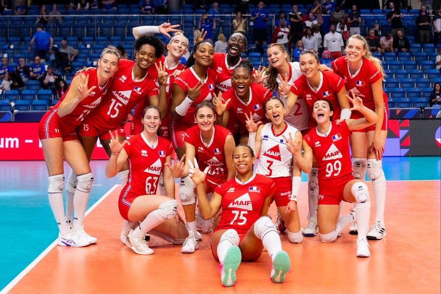 Echipa Franței după un meci câștigat în grupe FOTO CEV România luptă cu Franța în optimile Campionatului European: „Sunt o echipă bună, dar vrem să mergem mai departe”