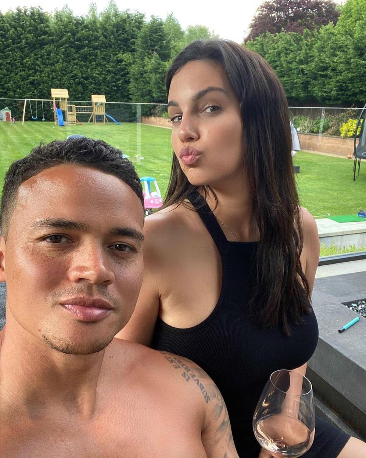 Fostul star din Premier League și-a pierdut jobul de la BBC și acum luptă să-și salveze căsnicia » „După ce am fost concediat a trebuit să-i spun tot adevărul”