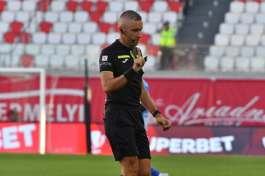 Radu Petrescu nu a mai fost delegat în Superliga de la Sepsi - Universitatea Craiova 1-2, din urmă cu două săptămâni. Foto: Bogdan Bălaș, GSP Radu Petrescu, delegat la un meci din play-off-ul Europa League » Îl așteaptă vacarmul la Istanbul