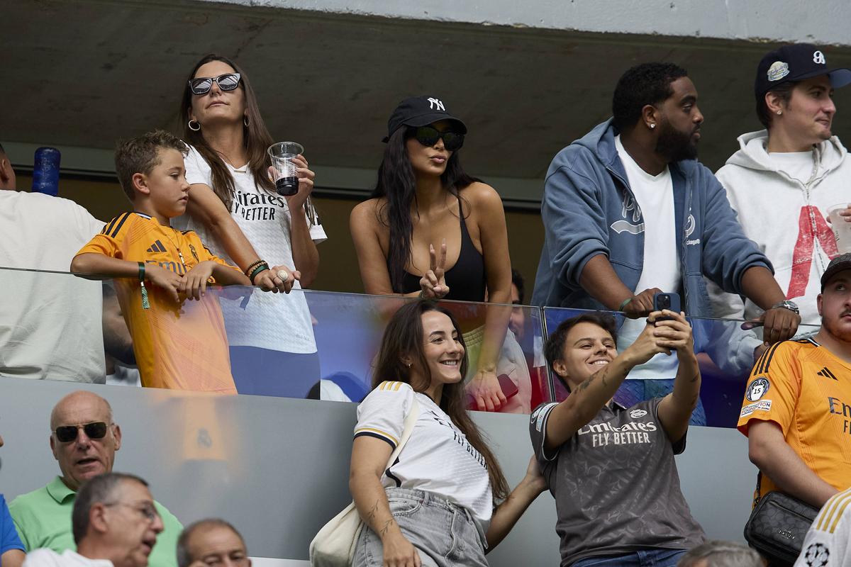 Kim Kardashian a mers acasă la fotbalistul lui Real Madrid, înaintea meciului cu Valladolid » Cei doi s-au fotografiat împreună