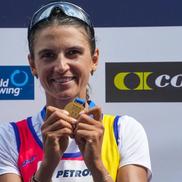 Ionela Cozmiuc, aur la schif simplu cat. ușoară la Campionatele Mondiale 2024 Foto: FR Canotaj / Balint Czucz