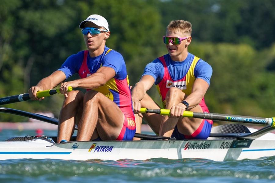 Fabrizio Scripcaru și Mateus Cozminciuc la CM din Canada Foto: Facebook FR Canotaj Patru medalii de aur în ultima zi a finalelor la Campionatele Mondiale U19 de canotaj din Canada!