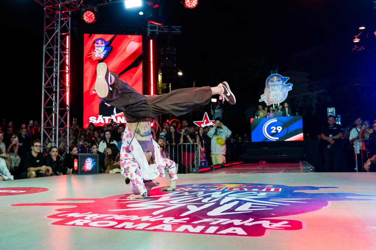 Mambo este câștigătorul celei de-a cincea ediții Red Bull Dance Your Style