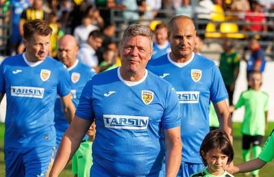 Fostul jucător al Generației de Aur, prima reacție după anunțul făcut de Mircea Lucescu: „Mă rog la Dumnezeu pentru el”