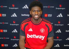 Transfer oficial la Manchester United » 82 de milioane de euro