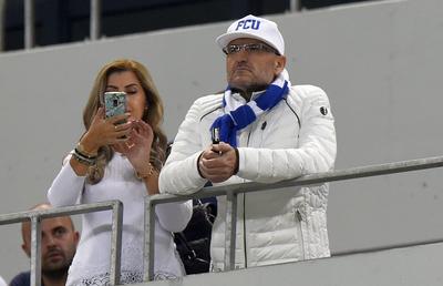 FC U CRAIOVA - U CLUJ 2-3 // VIDEO Adrian Mititelu, propunere în premieră: „Pun eu gazon pe stadion, din banii mei! Dacă Pițurcă se pricepe, înseamnă că am luat-o razna!” » Atacă CSU