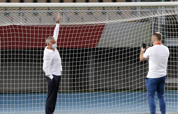 Mourinho și portarii londonezilor au sesizat că bara transversală era mai jos pe terenul din Skopje