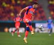 Ultimele informații despre „renegații” de la FCSB: unul pleacă sigur, cu celălalt e mai complicat