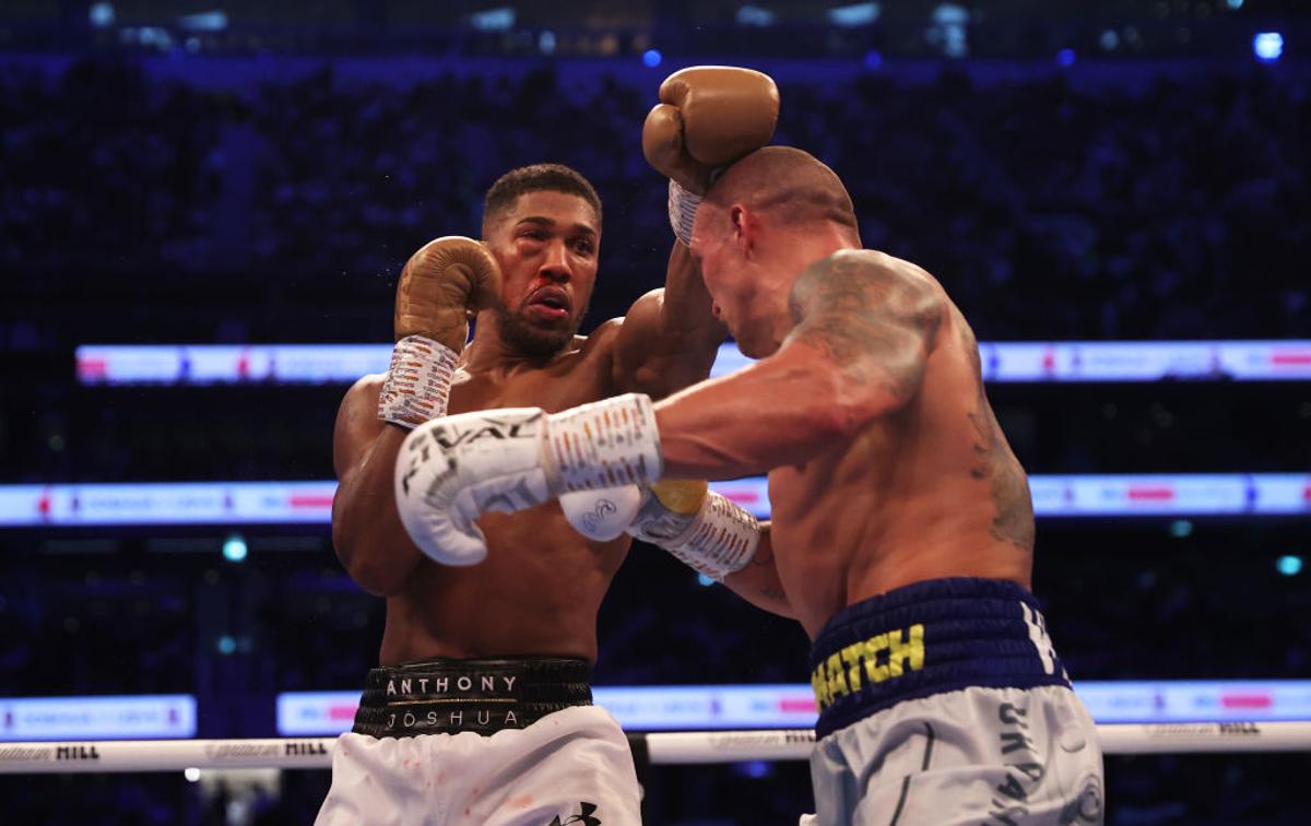 Luptă incredibilă pe stadionul lui Tottenham: Oleksandr Usyk e noul campion la categoria grea! L-a învins la puncte pe Anthony Joshua: „Șocant!”