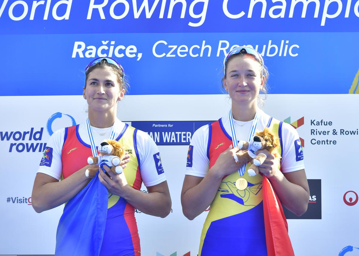 Strălucim din nou la Racice » Barca de 8+1 aduce României cea de-a patra medalie de aur de la Campionatele Mondiale + Uluitorul efort al Simonei Radiș