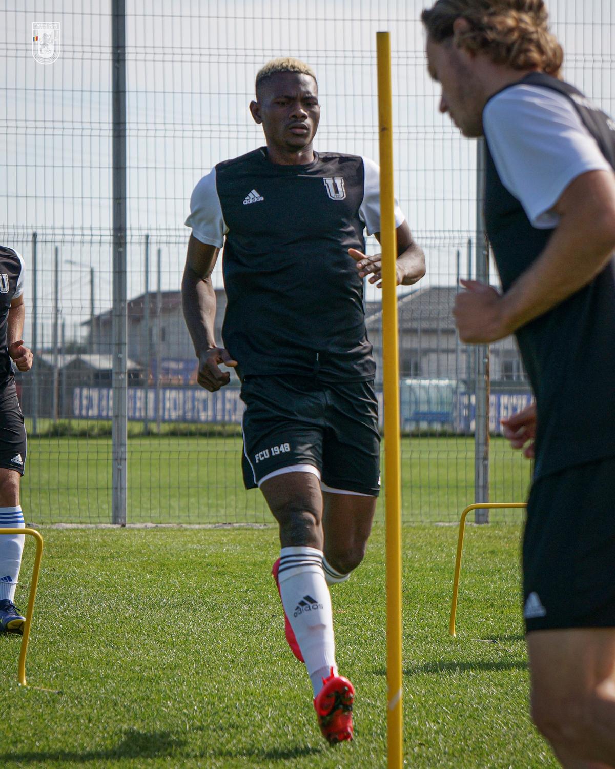 I-a venit atacantul lui Marius Croitoru » Când poate debuta cel mai nou transfer pentru FCU Craiova