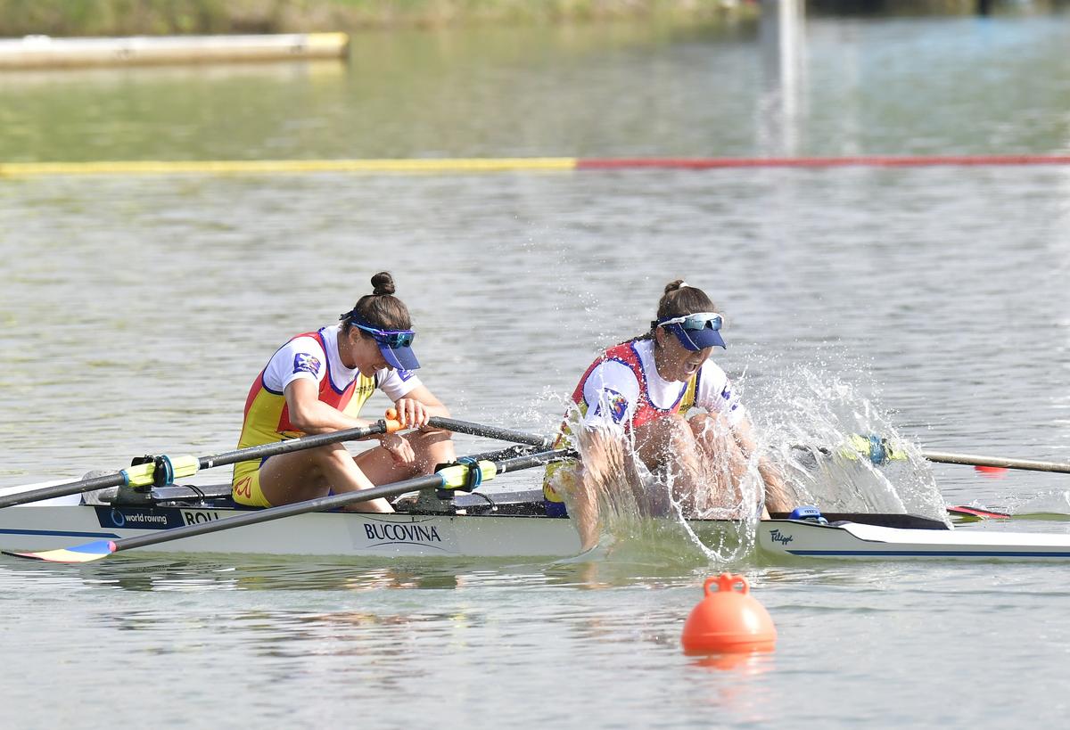 Strălucim din nou la Racice » Barca de 8+1 aduce României cea de-a patra medalie de aur de la Campionatele Mondiale + Uluitorul efort al Simonei Radiș