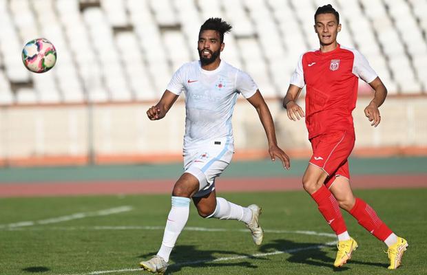 Cât a reușit Billel Omrani să slăbească în două săptămâni de la venirea la FCSB » Anunțul roș-albaștrilor
